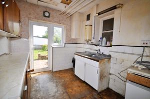 Photo 5- click for photo gallery